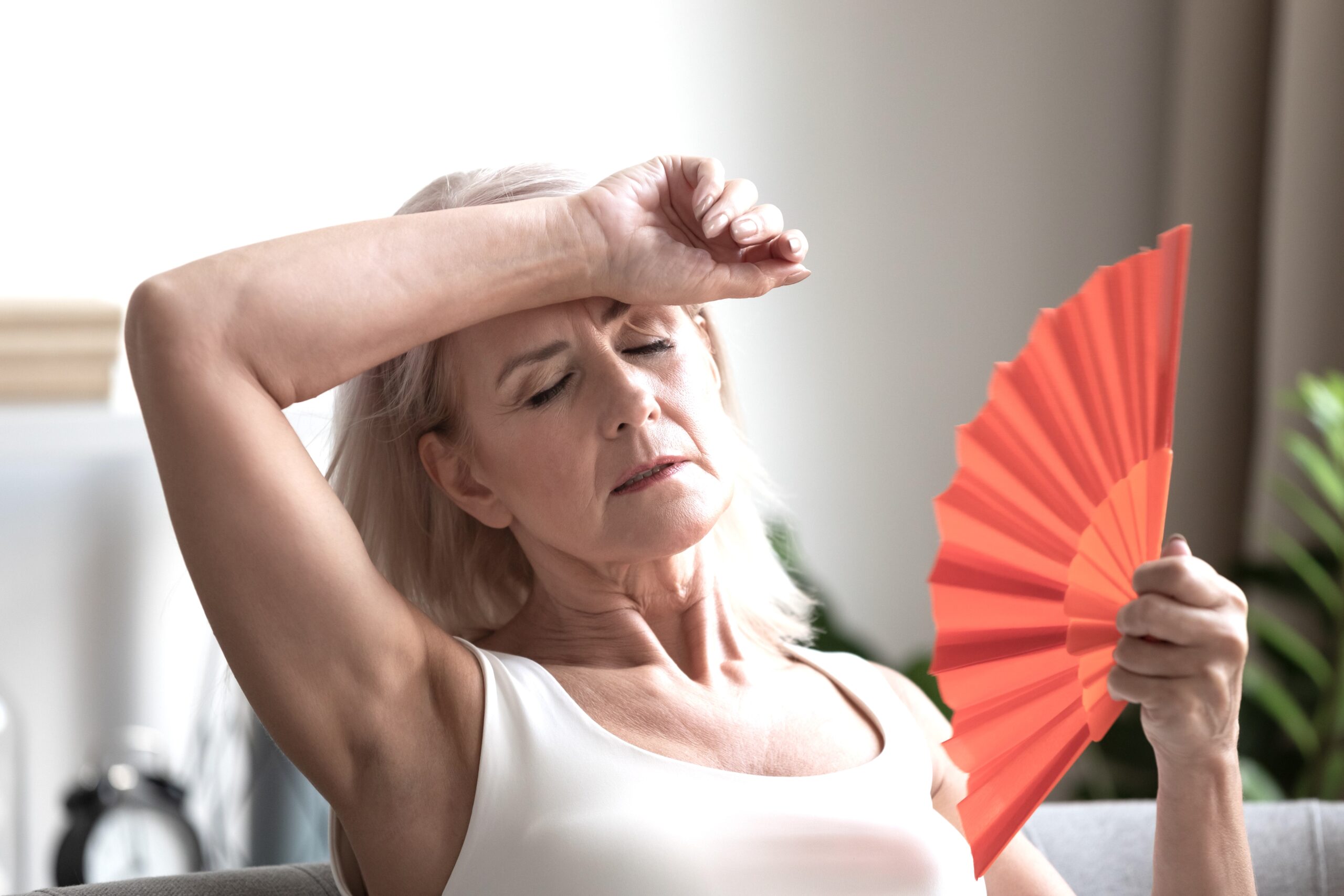 sofocos durante la menopausia - lo abordamos y tratamos en medicina de longevidad
